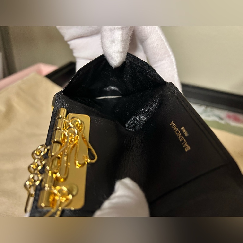 Balenciaga Black Leather Key Holder with Gold Hardware - Picture 5 of 6